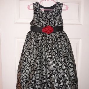 Beautiful black and white checkered dress